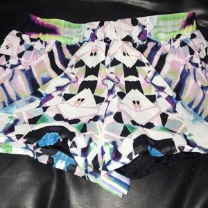 Pattern shorts. Size S.